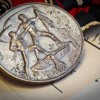 深度探索：以古代江湖为背景的合作抗争游戏'乱煮江湖'的独特魅力与玩家体验要点