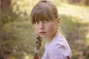 男生告诉女孩相亲的潜台词：看尽千人千面，仍心动于你。