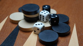 (三国自走棋的游戏叫什么)极具策略性的三国自走棋游戏：争霸三国时代里的智慧对决