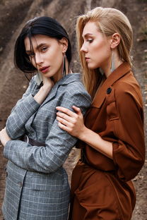 探索早安少女组历代成员的魅力与贡献:从出道到现在的青春记忆 探索早安少女组历代成员的魅力与贡献:从出道到现在的青春记忆