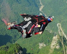 翼装飞行Wingsuit Flying免广告内置最新菜单下载-翼装飞行Wingsuit Flying玩穿越下载v.3.92 翼装飞行Wingsuit Flying免广告内置最新菜单下载-翼装飞行Wingsuit Flying玩穿越下载v.3.92