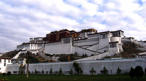 大三巴一肖一特一中一肖中与澳彩网站www.49159.com查询明晰解答、专家解读解释与落实-留心虚假的虚架势 大三巴一肖一特一中一肖中与澳彩网站www.49159.com查询明晰解答、专家解读解释与落实-留心虚假的虚架势