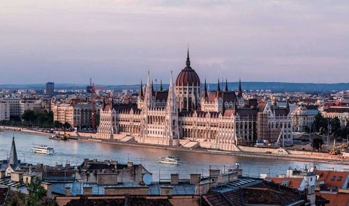 大三巴资料大全最全和2026年正版资料免费最新真假和留心不实诱导语,典型释义、专家解读解释与落实​